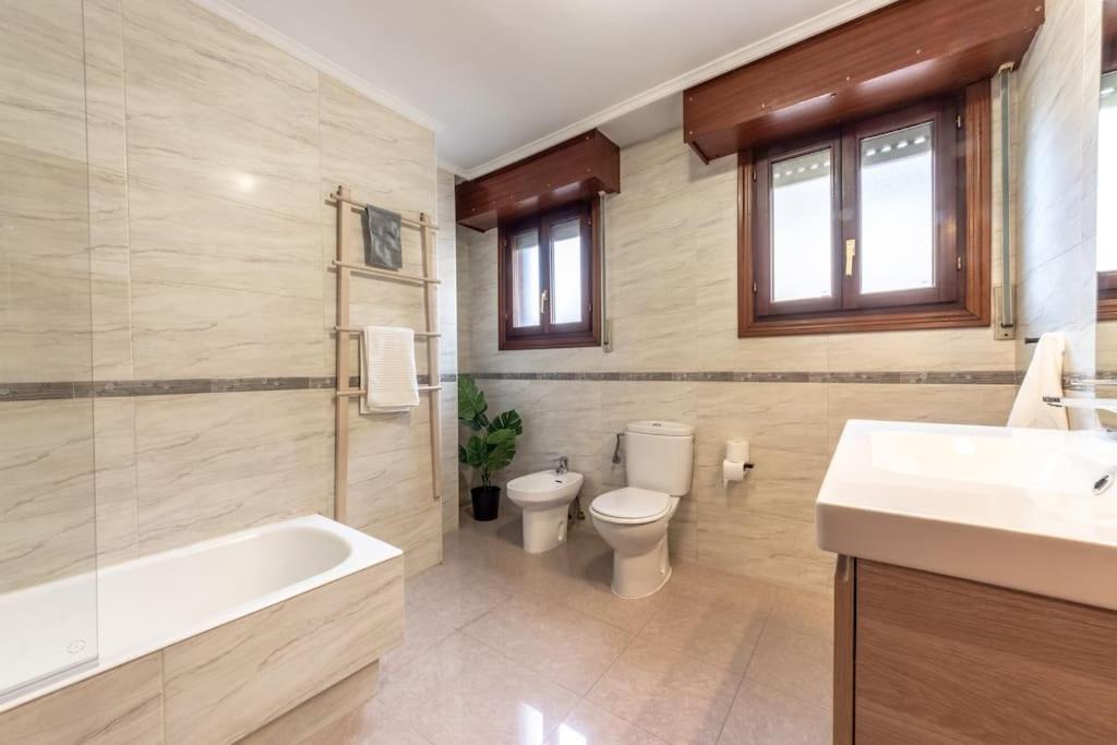 Acogedor Piso En Santurtzi .Parking Privado Lejlighed Eksteriør billede